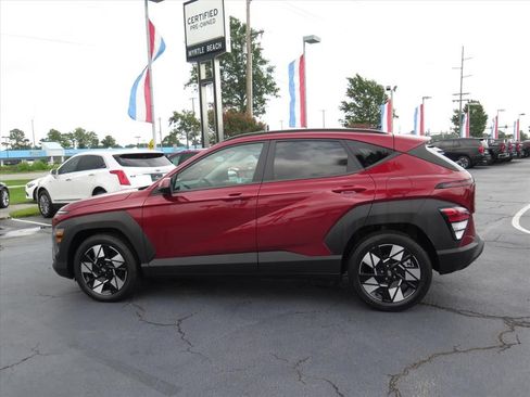 Used 2025 Hyundai Kona SEL FWD image 6