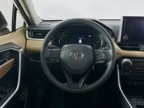 Used 2025 Toyota RAV4 LE image 18