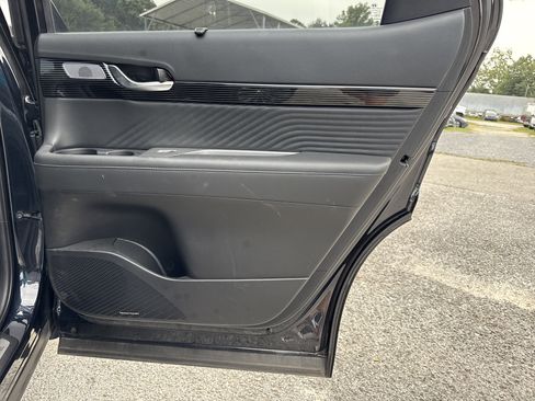 Used 2023 Hyundai Palisade Calligraphy image 38