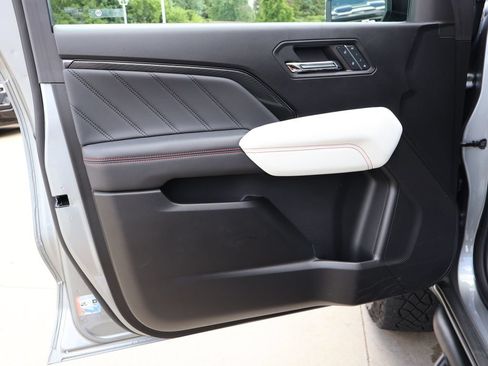 Certified 2024 GMC Canyon AT4X AWD/4WD image 12