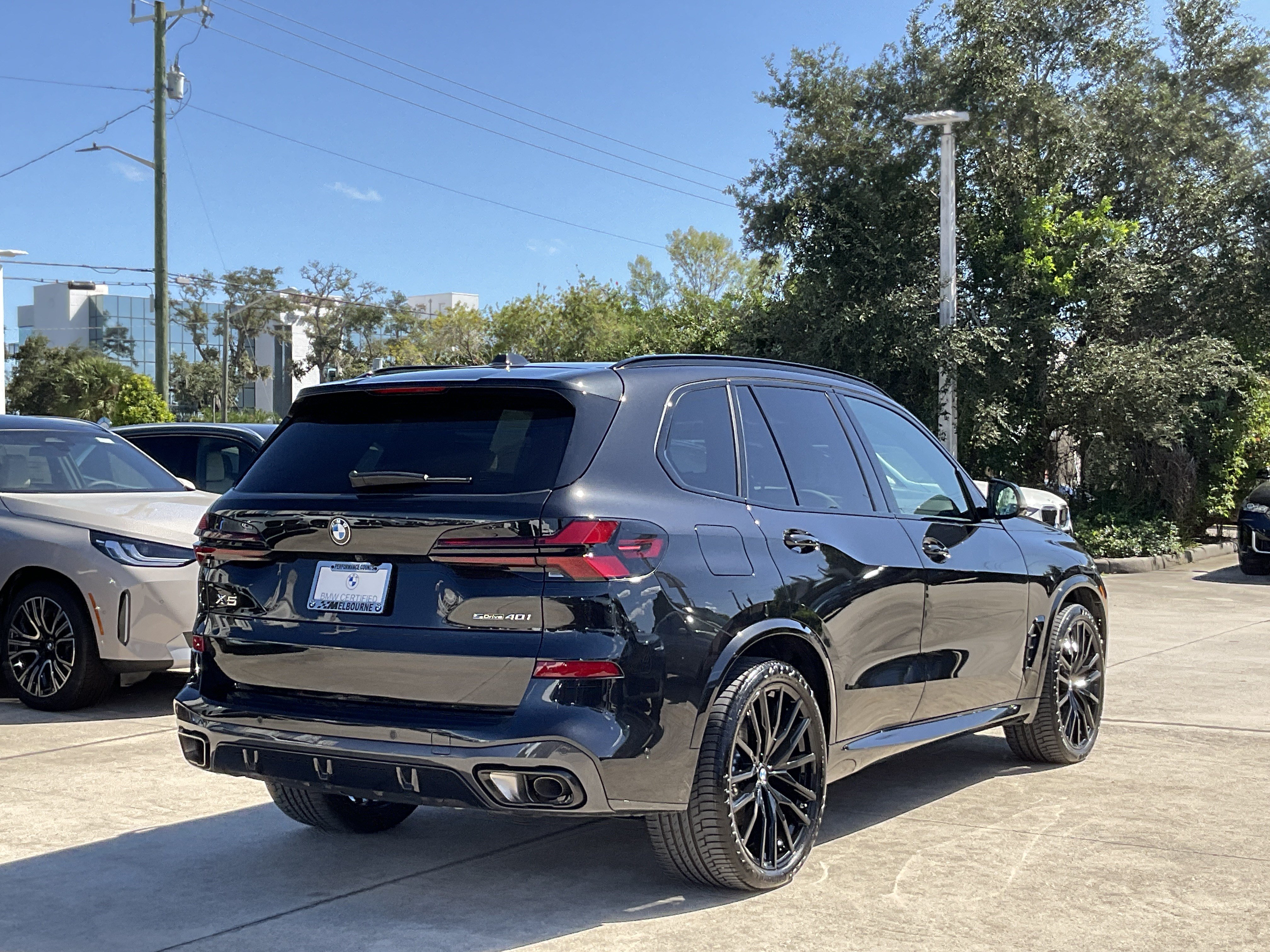 Certified 2025 BMW X5 sDrive40i w/ M Sport Package RWD image 4