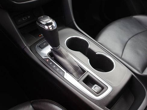 Used 2019 Chevrolet Equinox Premier image 29