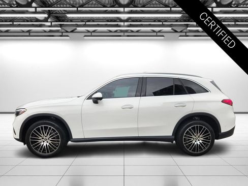 Certified 2025 Mercedes-Benz GLC 300 image 6