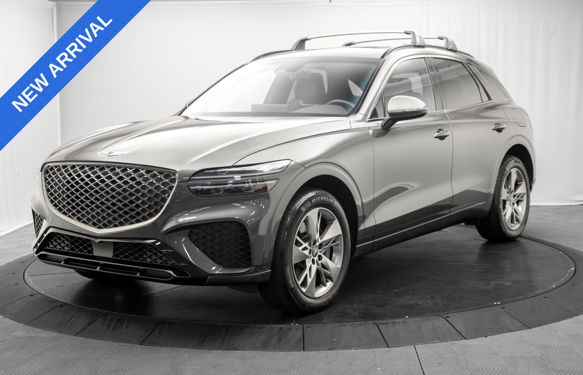 Used 2025 Genesis GV70 3.5T Sport AWD/4WD image 3