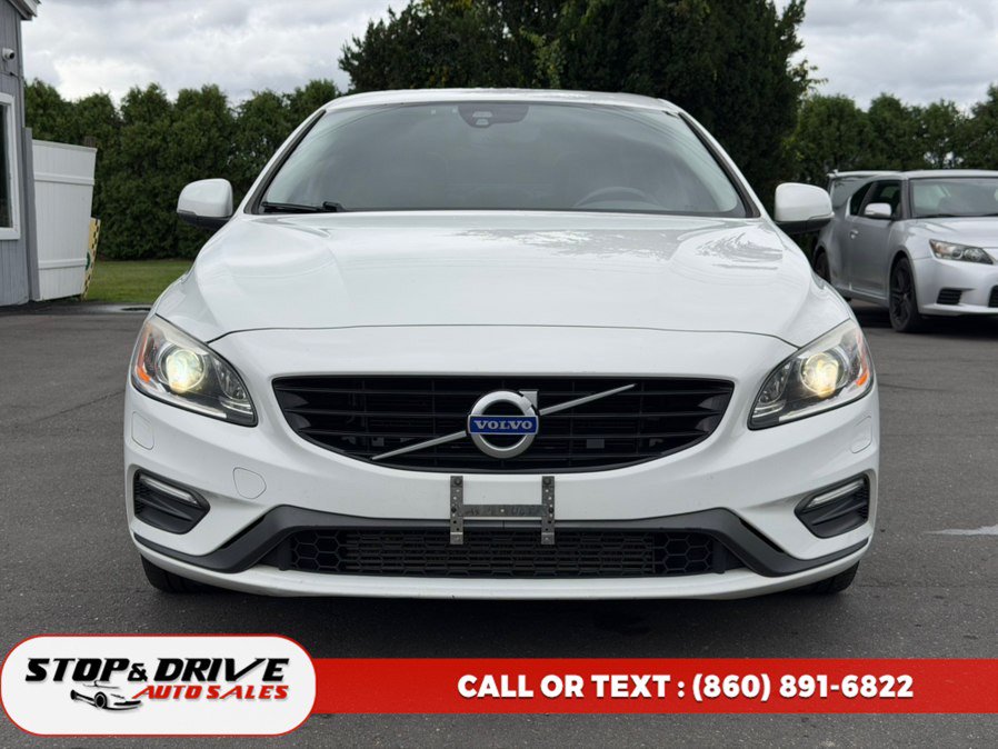 Used 2017 Volvo S60 T5 Dynamic AWD/4WD image 2