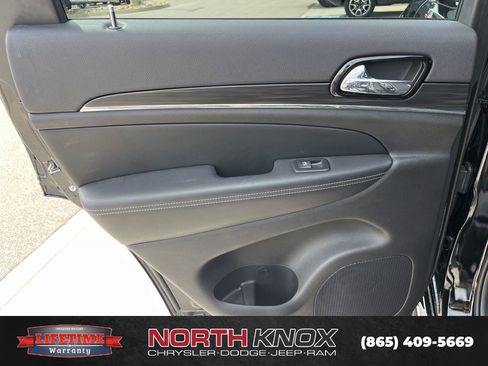 Used 2021 Jeep Grand Cherokee Limited w/ Quick Order Package 28K 80th AWD/4WD image 15