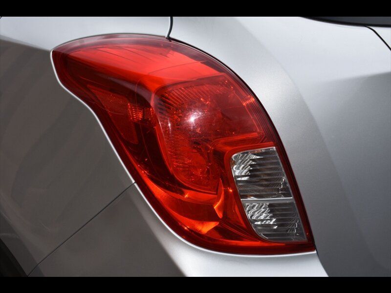 Used 2016 Buick Encore FWD image 44