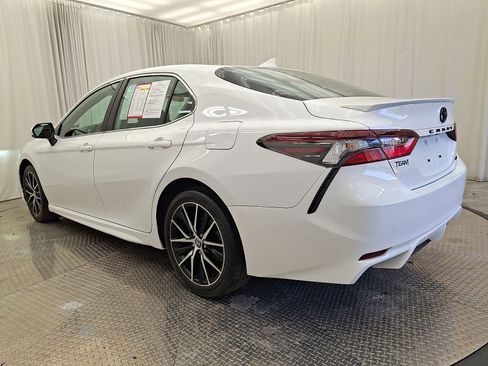 Certified 2024 Toyota Camry SE image 21