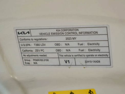 Certified 2023 Kia EV6 Wind w/ Wind Technology Package AWD/4WD image 27