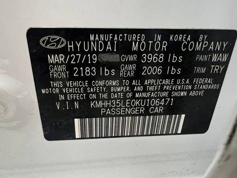 Used 2019 Hyundai Elantra GT w/ Style Package 02 FWD image 33