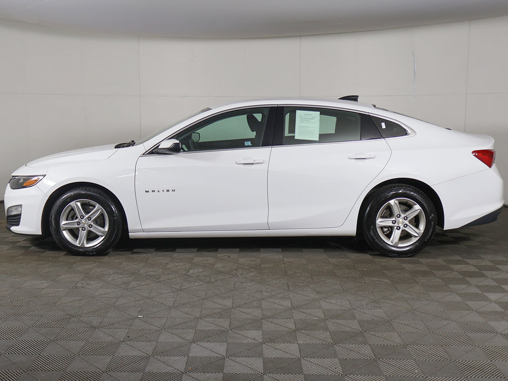 Used 2024 Chevrolet Malibu LS w/ LPO, Floor Liner Package FWD image 15