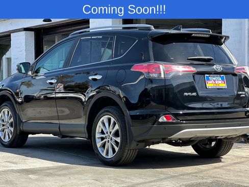 Used 2018 Toyota RAV4 Limited w/ Advanced Technology Package image 6