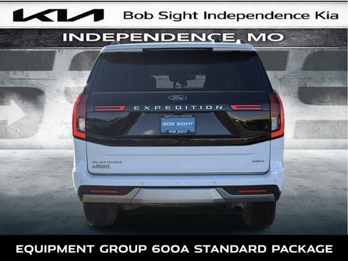 Used 2025 Ford Expedition Max Platinum image 14