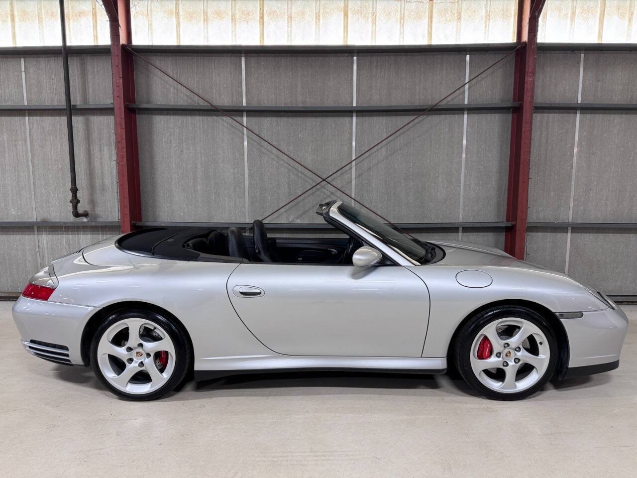 Used 2004 Porsche 911 Carrera 4S AWD/4WD image 39