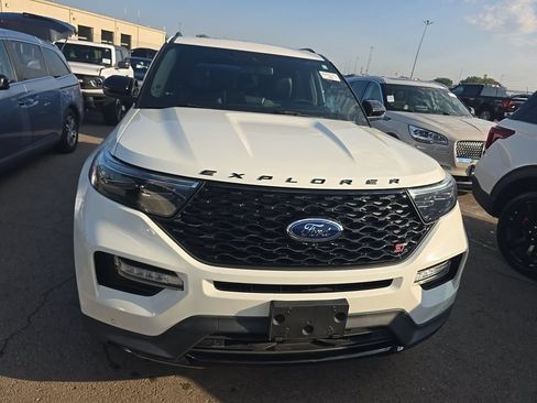 Used 2022 Ford Explorer ST w/ Equipment Group 401A AWD/4WD image 3