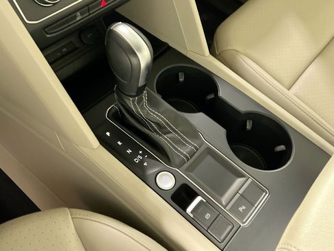 Used 2021 Volkswagen Atlas SE image 20