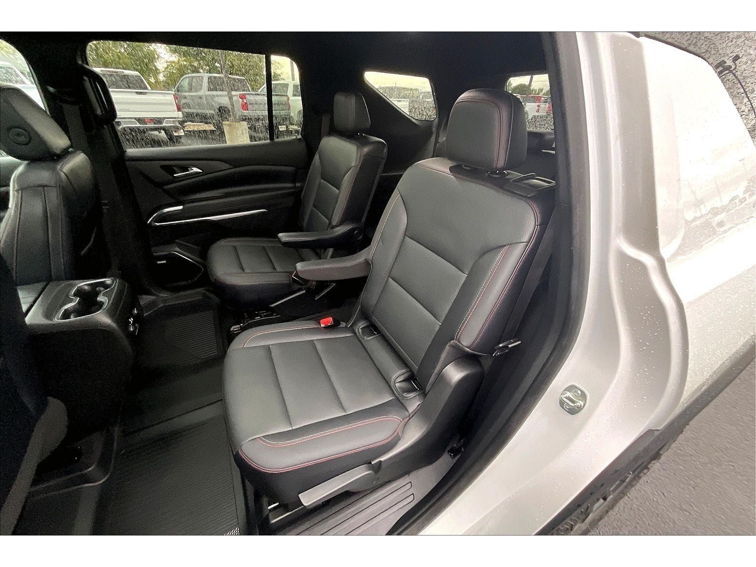 Used 2025 Chevrolet Traverse Z71 w/ Enhanced Driving Package AWD/4WD image 28