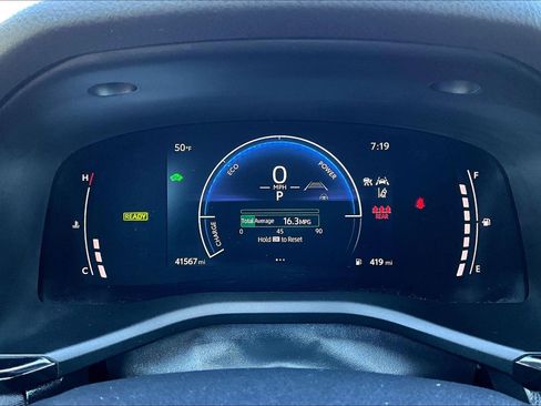 Used 2025 Toyota Camry LE image 19