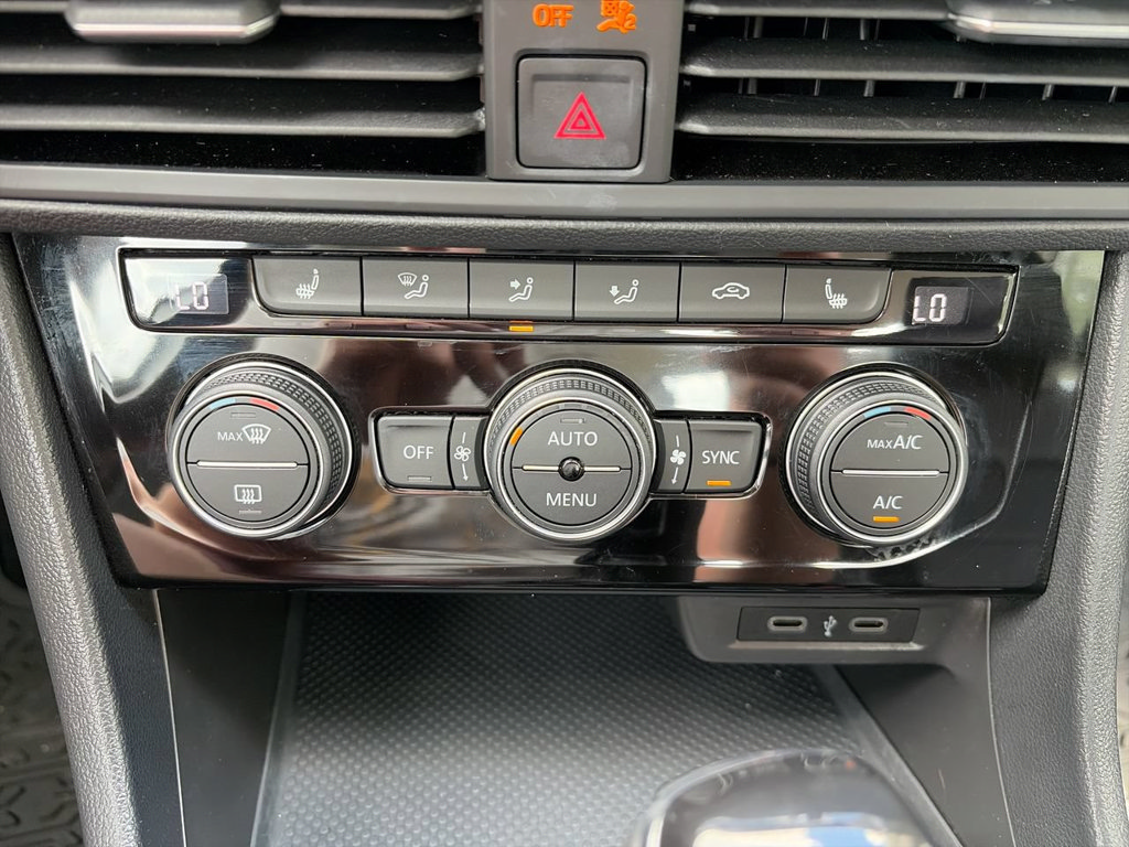 Used 2023 Volkswagen Jetta SE FWD image 24