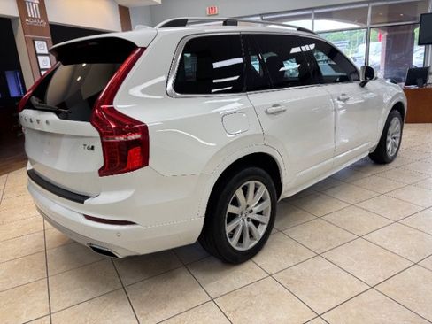 Used 2017 Volvo XC90 T6 Momentum w/ Vision Package AWD/4WD image 5