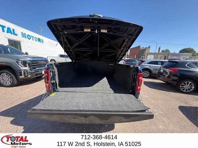 Used 2021 RAM 1500 Laramie AWD/4WD image 9