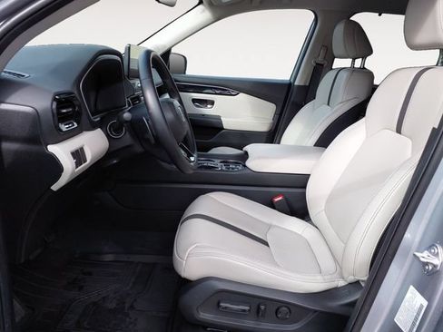 Used 2026 Honda Pilot EX-L image 11