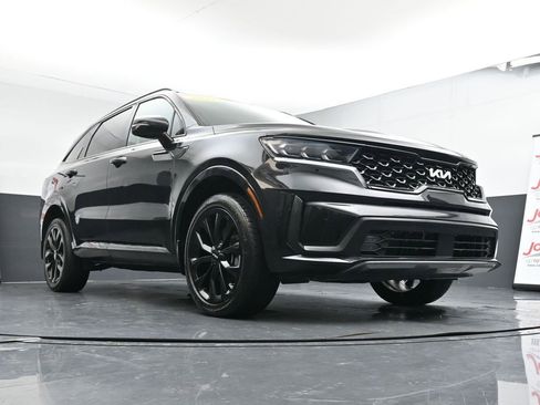 Used 2022 Kia Sorento SX image 38