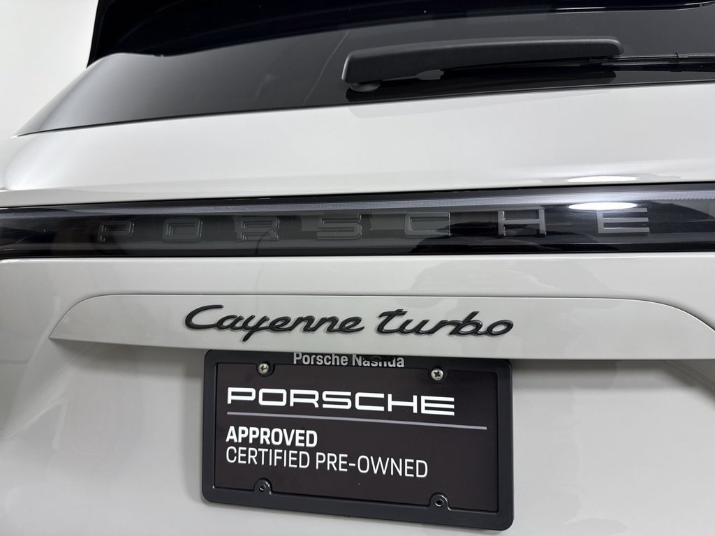 Certified 2023 Porsche Cayenne Turbo AWD/4WD image 18
