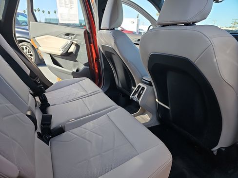 Used 2025 BMW X1 xDrive28i w/ Technology Package image 11