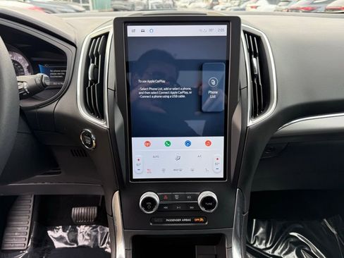 Used 2024 Ford Edge Titanium w/ Equipment Group 301A image 12