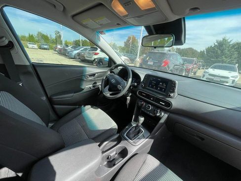 Used 2019 Hyundai Kona SE FWD image 5