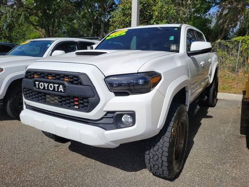 Used 2021 Toyota Tacoma TRD Sport image 8