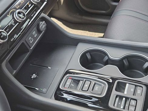 New 2025 Honda Pilot Black Edition image 16