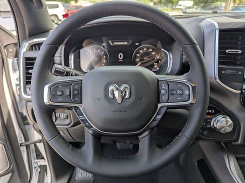 New 2026 RAM 1500 Laramie AWD/4WD image 23