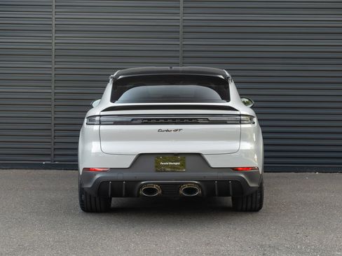 Certified 2026 Porsche Cayenne Turbo GT AWD/4WD image 7