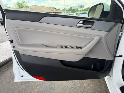 Used 2019 Hyundai Sonata SE FWD image 9