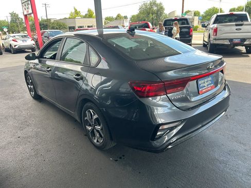 Used 2019 Kia Forte LXS FWD image 9