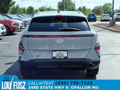 Used 2025 Hyundai Kona SEL FWD image 29