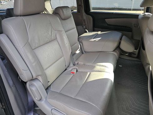Used 2013 Honda Odyssey Touring image 20