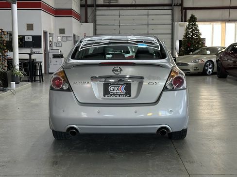 Used 2010 Nissan Altima 2.5 SL w/ SL Pkg image 3