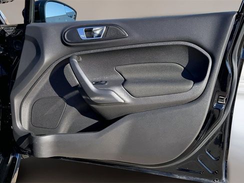 Used 2016 Ford Fiesta ST image 23