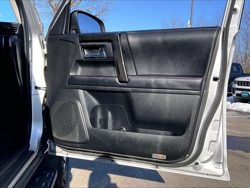 Used 2023 Toyota 4Runner TRD Off-Road image 11