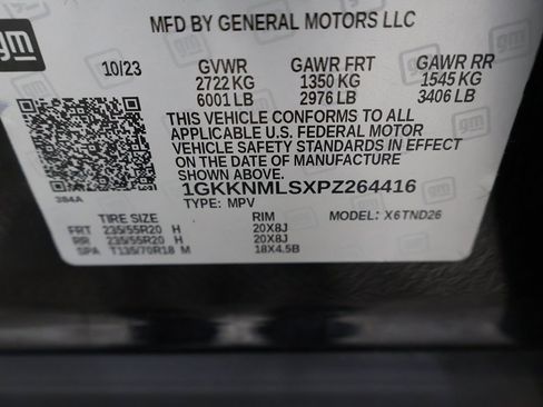 Used 2023 GMC Acadia SLT w/ Elevation Edition image 53