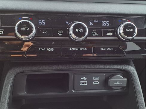 New 2025 Honda Pilot TrailSport image 22