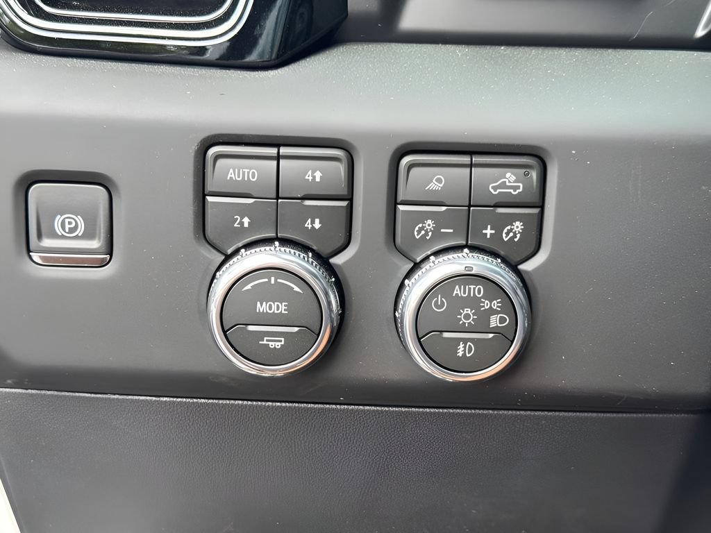 New 2026 GMC Sierra 1500 AT4X AWD/4WD image 19