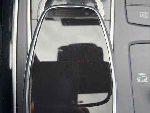 Used 2017 Mercedes-Benz GLS 450 4MATIC image 32