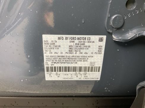 New 2026 Ford Explorer Active RWD image 29