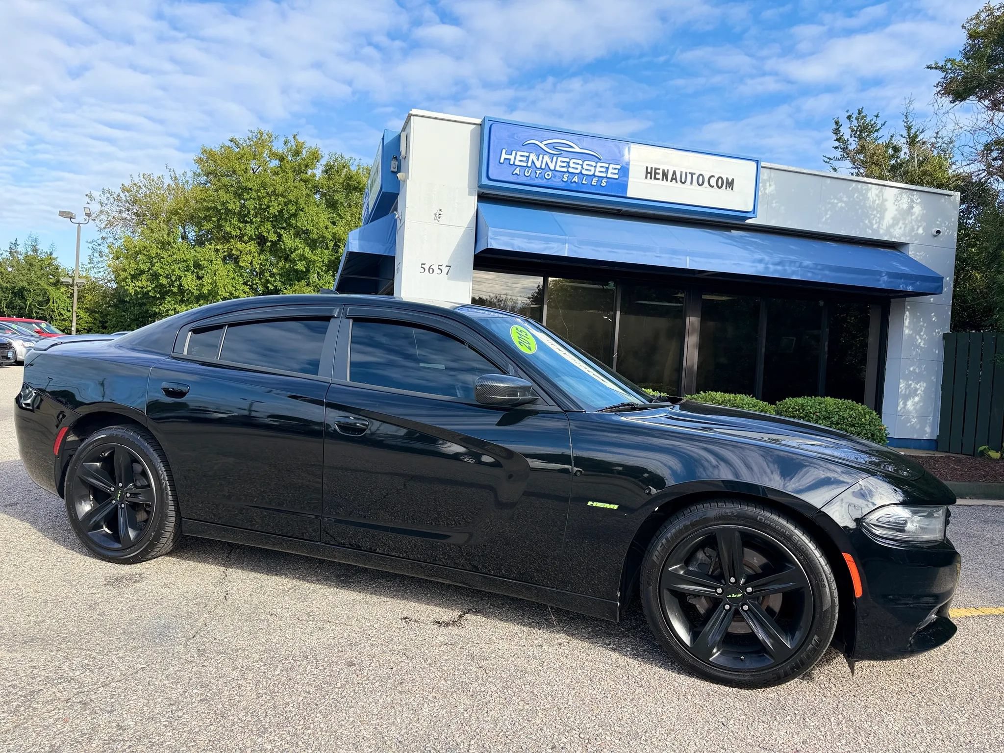 Used 2015 Dodge Charger R/T RWD image 16