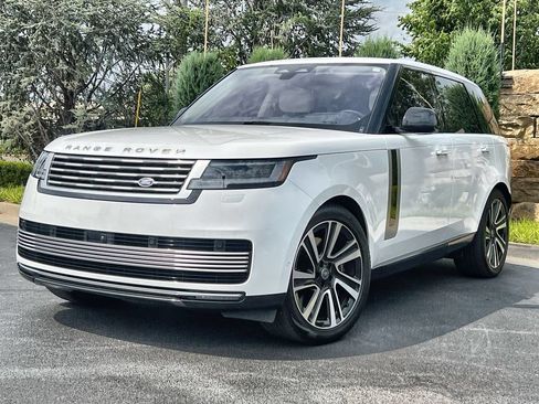 Certified 2023 Land Rover Range Rover SV AWD/4WD image 1
