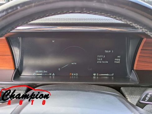 Used 2018 Lincoln Navigator Reserve w/ Technology Package AWD/4WD image 35